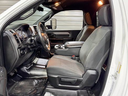 Used 2021 RAM 5500 Tradesman image 14