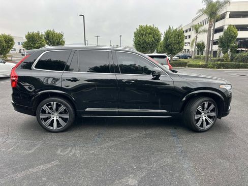 Certified 2023 Volvo XC90 T8 Ultimate image 3