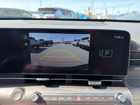 Used 2025 Hyundai Kona SEL AWD/4WD image 24