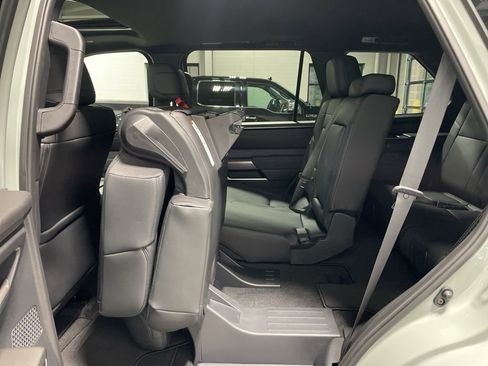 Used 2025 Toyota Sequoia SR5 image 15