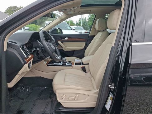 Certified 2022 Audi Q5 Premium w/ Premium Plus Package AWD/4WD image 14