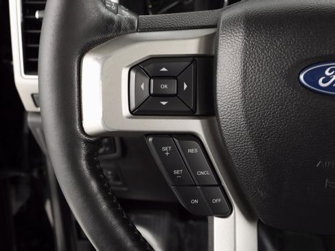 Used 2019 Ford F150 Lariat w/ Equipment Group 502A Luxury image 14