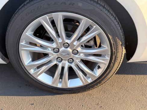 Used 2019 Cadillac XTS Luxury image 28