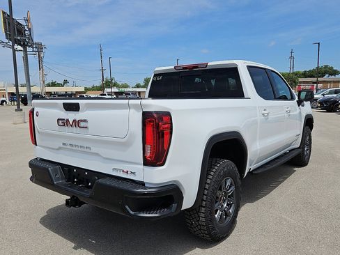 New 2026 GMC Sierra 1500 AT4X AWD/4WD image 5