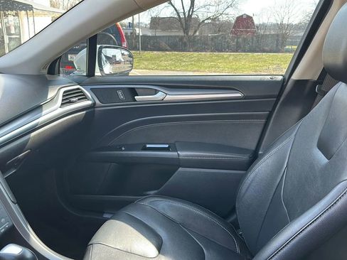 Used 2013 Ford Fusion Titanium image 11