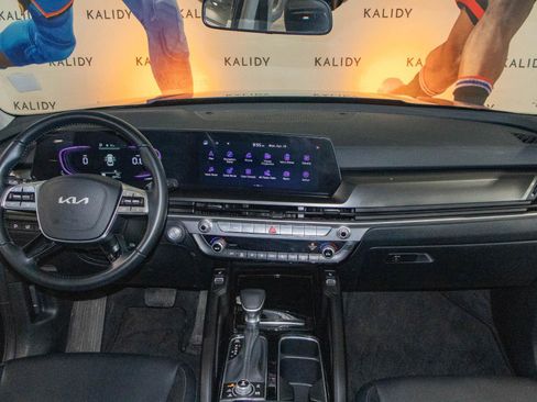 Used 2025 Kia Telluride S AWD/4WD image 3