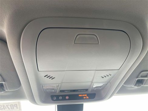 Certified 2022 Chevrolet Equinox LT image 33