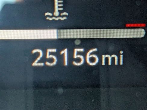 Used 2023 Toyota Highlander Platinum image 37