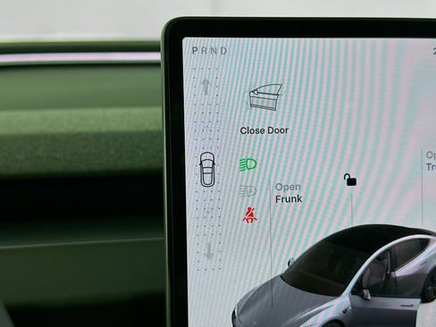 Used 2025 Tesla Model 3 Long Range AWD/4WD image 24