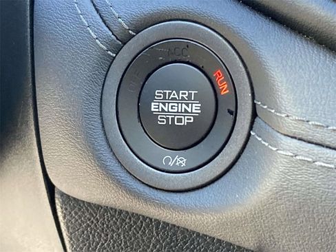 Used 2022 Dodge Durango GT image 24