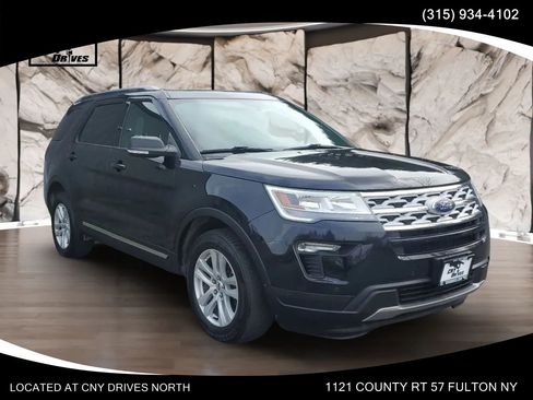 Used 2019 Ford Explorer XLT w/ Equipment Group 201A AWD/4WD image 3
