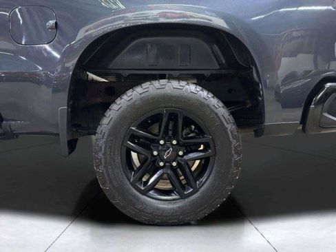 Used 2021 Chevrolet Silverado 1500 Custom Trail Boss w/ LPO, Dark Essentials Package AWD/4WD image 61
