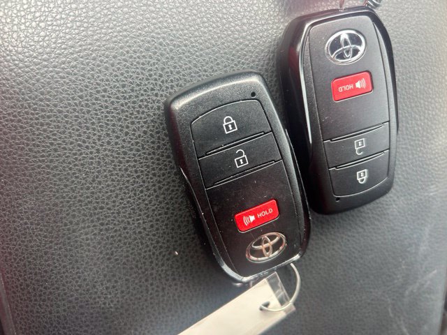 Used 2024 Toyota Tacoma SR RWD image 20