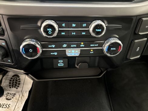 Used 2024 Ford F150 XLT AWD/4WD image 37