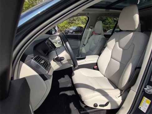 Certified 2023 Volvo XC90 B6 Core image 5