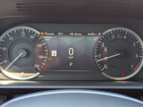 Used 2023 Land Rover Discovery S R-Dynamic image 21