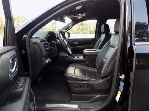 Used 2024 GMC Yukon XL SLT image 21