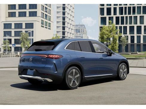 Certified 2023 Mercedes-Benz EQE 350+ 4MATIC SUV image 21
