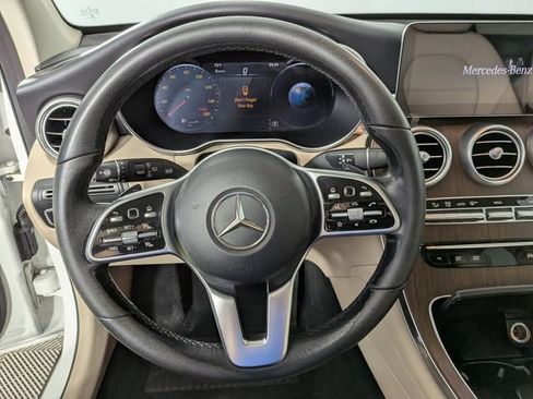 Used 2021 Mercedes-Benz GLC 300 4MATIC image 19