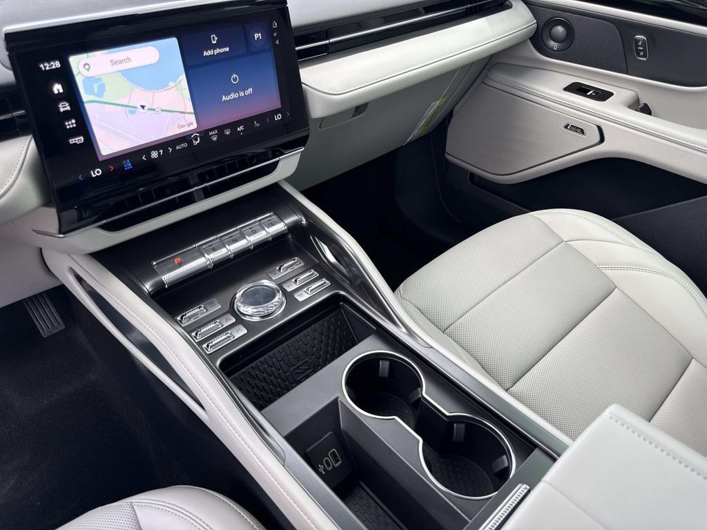 New 2026 Lincoln Nautilus Premier w/ Equipment Group 102A AWD/4WD image 24