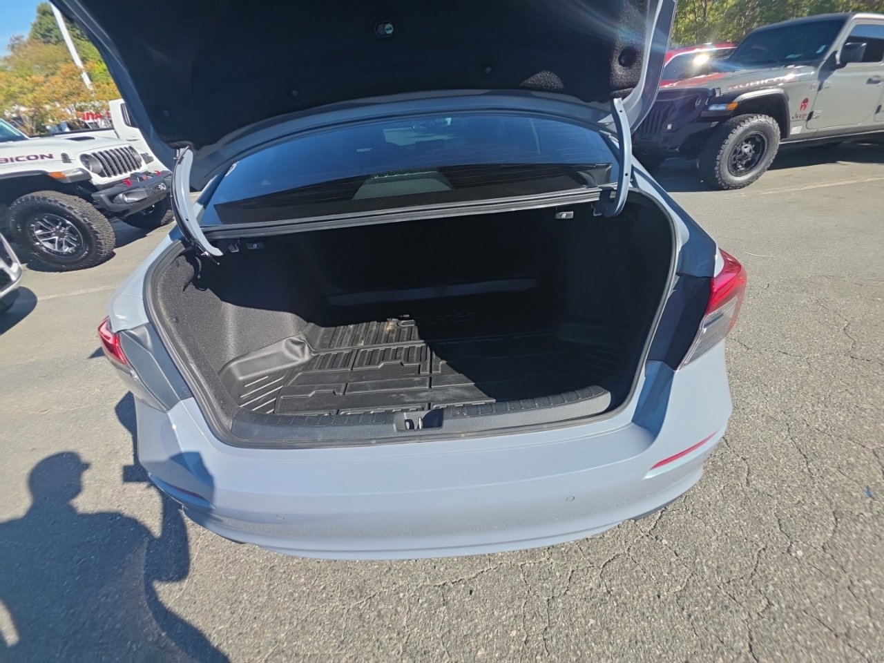 Used 2024 Honda Civic Touring image 18