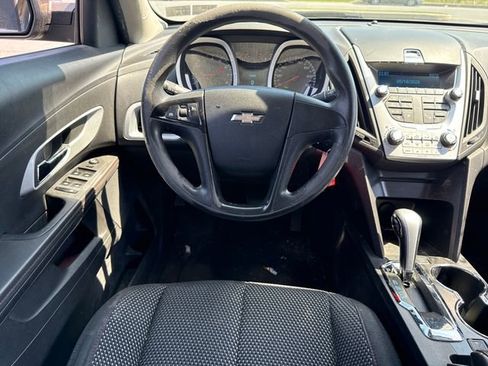 Used 2010 Chevrolet Equinox LT AWD/4WD image 19