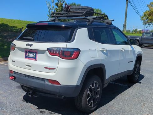 Used 2019 Jeep Compass Trailhawk w/ Cold Weather Group AWD/4WD image 5