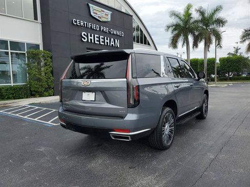 Used 2021 Cadillac Escalade Premium Luxury RWD image 24