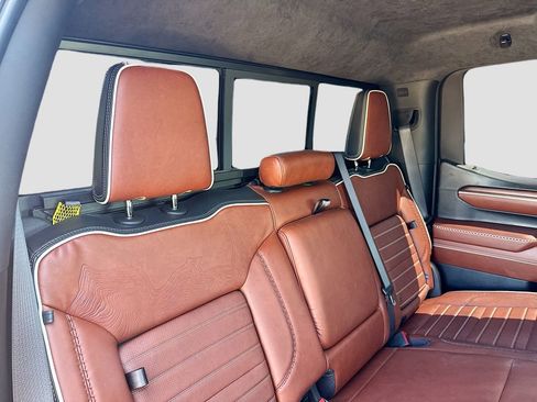 Used 2025 GMC Sierra 1500 Denali Ultimate image 27