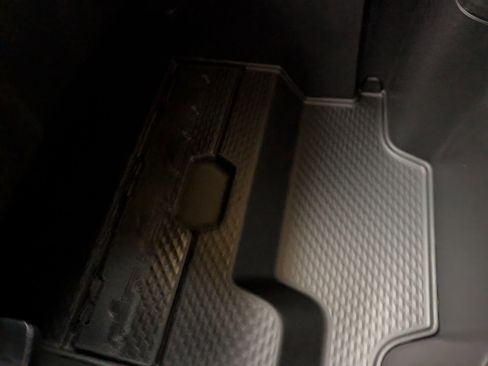 New 2026 RAM 1500 4x4 Crew Cab image 37