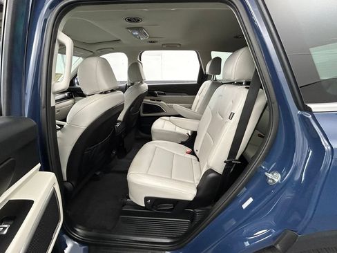 Used 2024 Kia Telluride S w/ S Sunroof Package FWD image 26