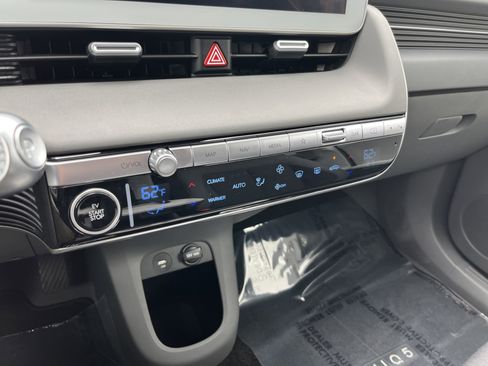 Certified 2024 Hyundai Ioniq 5 SE RWD image 25