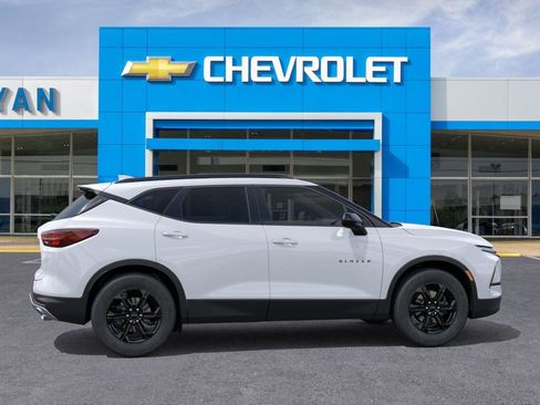 New 2026 Chevrolet Blazer LT image 5