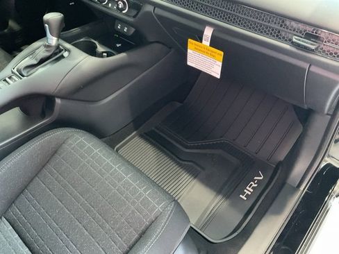 New 2026 Honda HR-V LX image 25