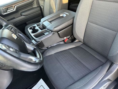 Used 2023 Chevrolet Silverado 1500 LT image 24