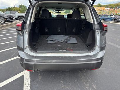 Used 2024 Nissan Rogue SV