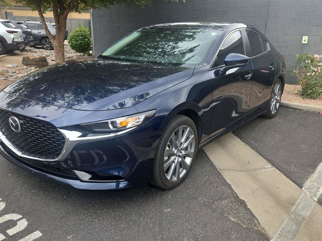 Used 2024 MAZDA MAZDA3 s FWD image 1