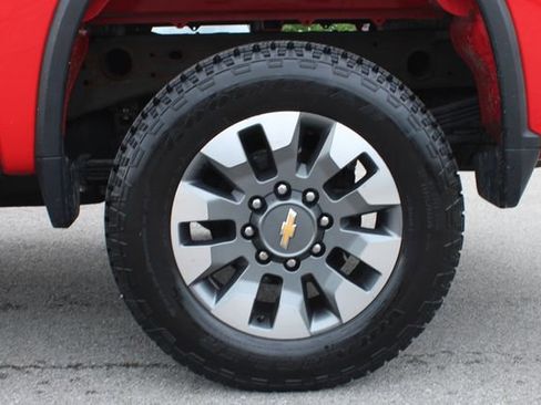Used 2024 Chevrolet Silverado 2500 Custom w/ Custom Value Package AWD/4WD image 34