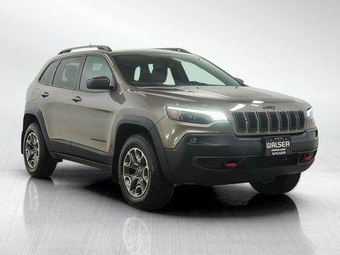Used 2020 Jeep Cherokee Trailhawk w/ Comfort/Convenience Group AWD/4WD image 7