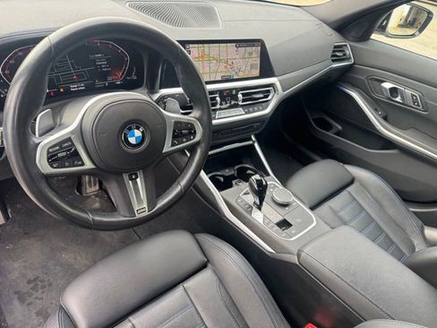 Certified 2022 BMW 330i xDrive Sedan w/ M Sport Package image 18