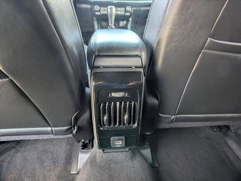 Used 2023 Jeep Compass Trailhawk image 14