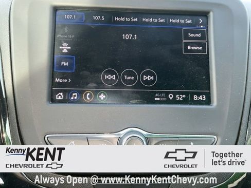 Used 2023 Chevrolet Equinox RS image 31