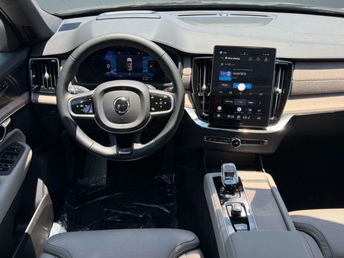 New 2026 Volvo XC90 T8 Ultra w/ Protection Package AWD/4WD image 27