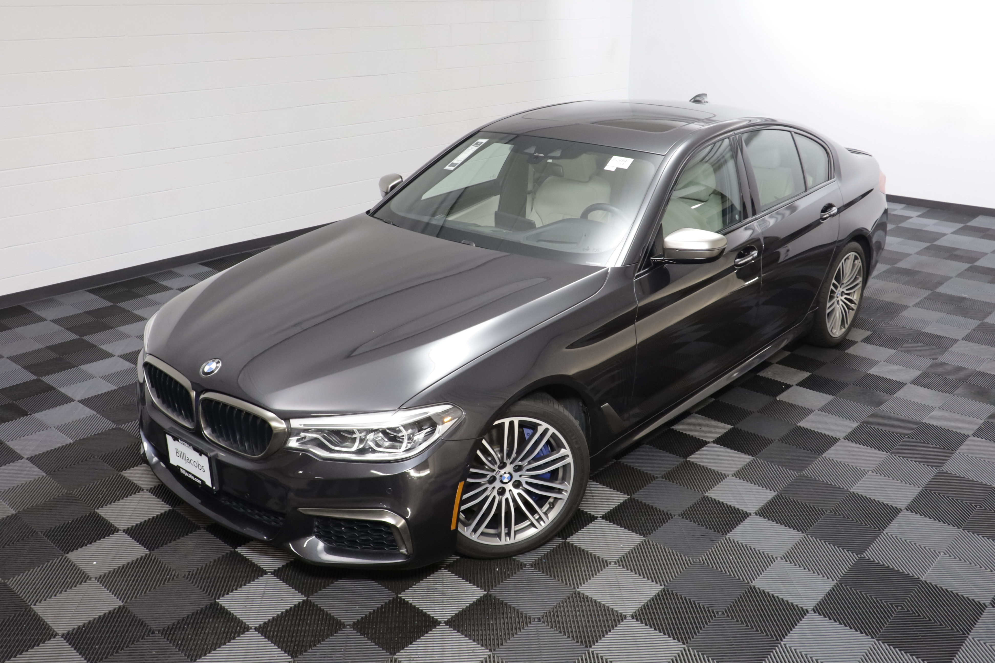 Used 2018 BMW M550i xDrive AWD/4WD image 2