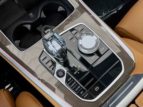 Used 2023 BMW X5 xDrive40i w/ Executive Package image 18