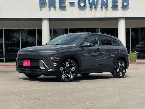 Used 2024 Hyundai Kona SEL image 2