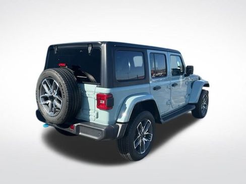 Used 2024 Jeep Wrangler Unlimited w/ Convenience Group image 7