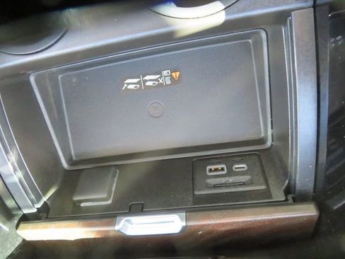 Used 2021 GMC Yukon XL Denali w/ Denali Ultimate Package image 21