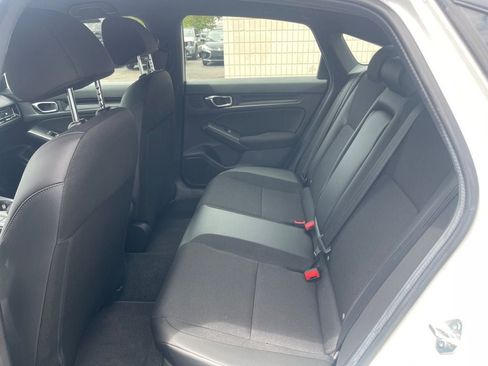 Used 2025 Honda Civic Sport image 12
