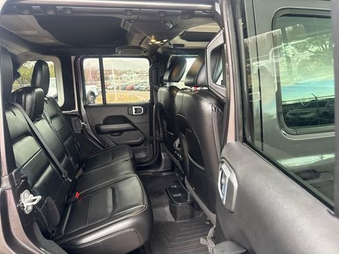 Used 2022 Jeep Wrangler Unlimited Sahara w/ LED Lighting Group image 24